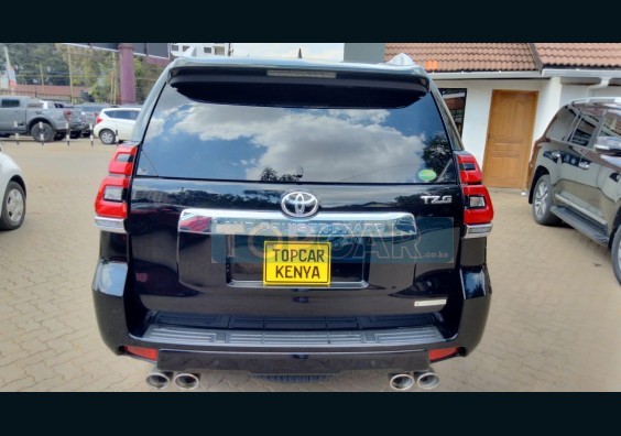 2018 TOYOTA PRADO NAIROBI