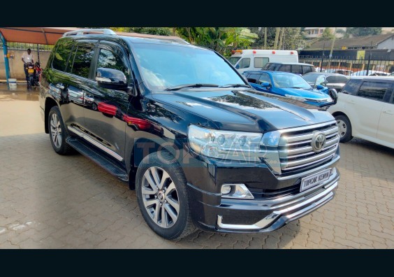 2017 TOYOTA LAND CRUISER NAIROBI