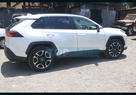 2019 TOYOTA RAV4 NAIROBI