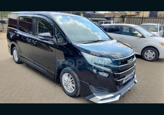 2017 TOYOTA NOAH NAIROBI