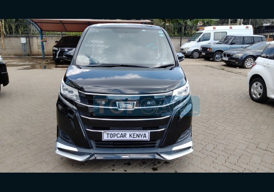 2017 TOYOTA NOAH NAIROBI