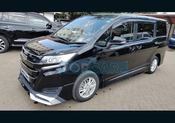 2017 TOYOTA NOAH NAIROBI