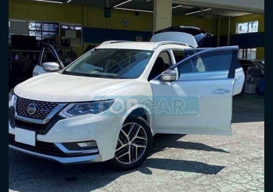 2019 NISSAN X-TRAIL JAPAN