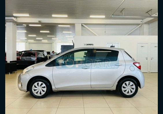 2019 TOYOTA VITZ JAPAN