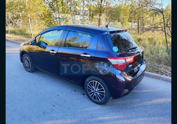 2020 TOYOTA VITZ JAPAN