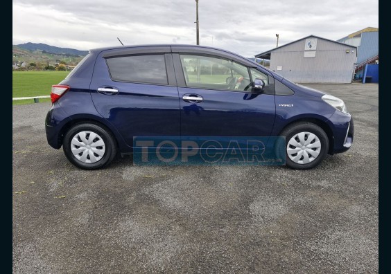 2021 TOYOTA VITZ JAPAN