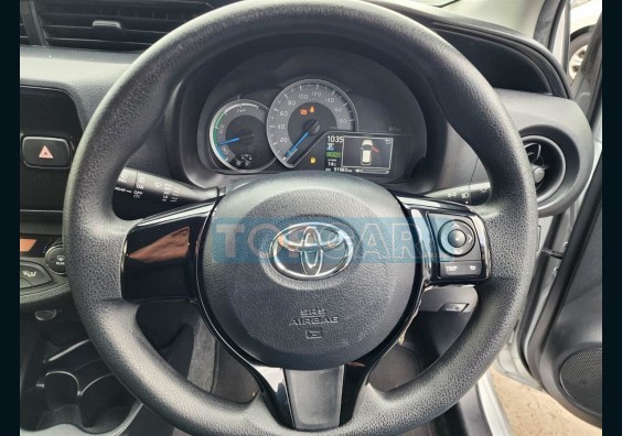 2018 TOYOTA VITZ JAPAN