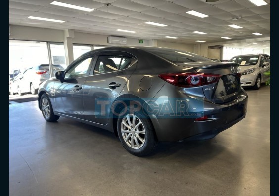 2018 MAZDA 3 JAPAN