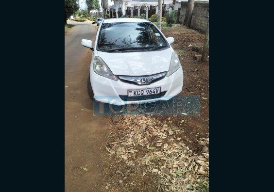 2013 HONDA FIT NAIROBI