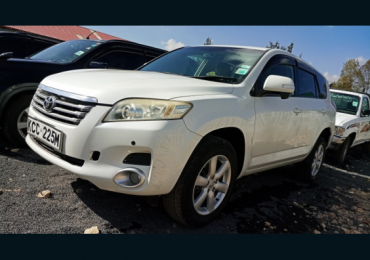 2008 TOYOTA VANGUARD FOR SALE IN KENYA NAIROBI