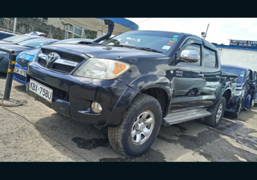 2006 TOYOTA HILUX FOR SALE IN KENYA 
